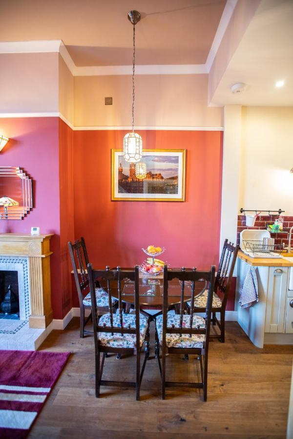 1 Bedroom Apartment Edinburgh Bagian luar foto