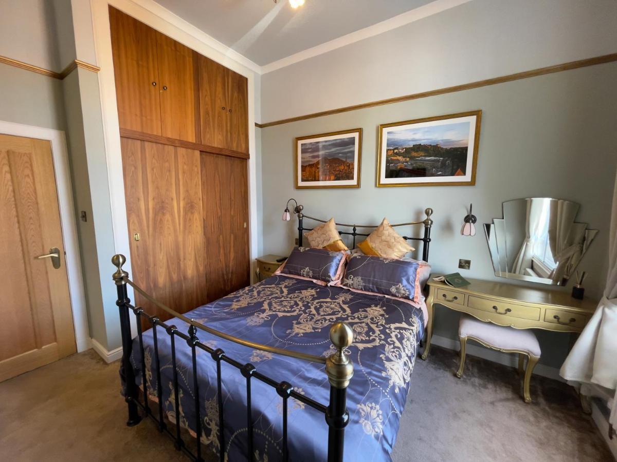 1 Bedroom Apartment Edinburgh Bagian luar foto