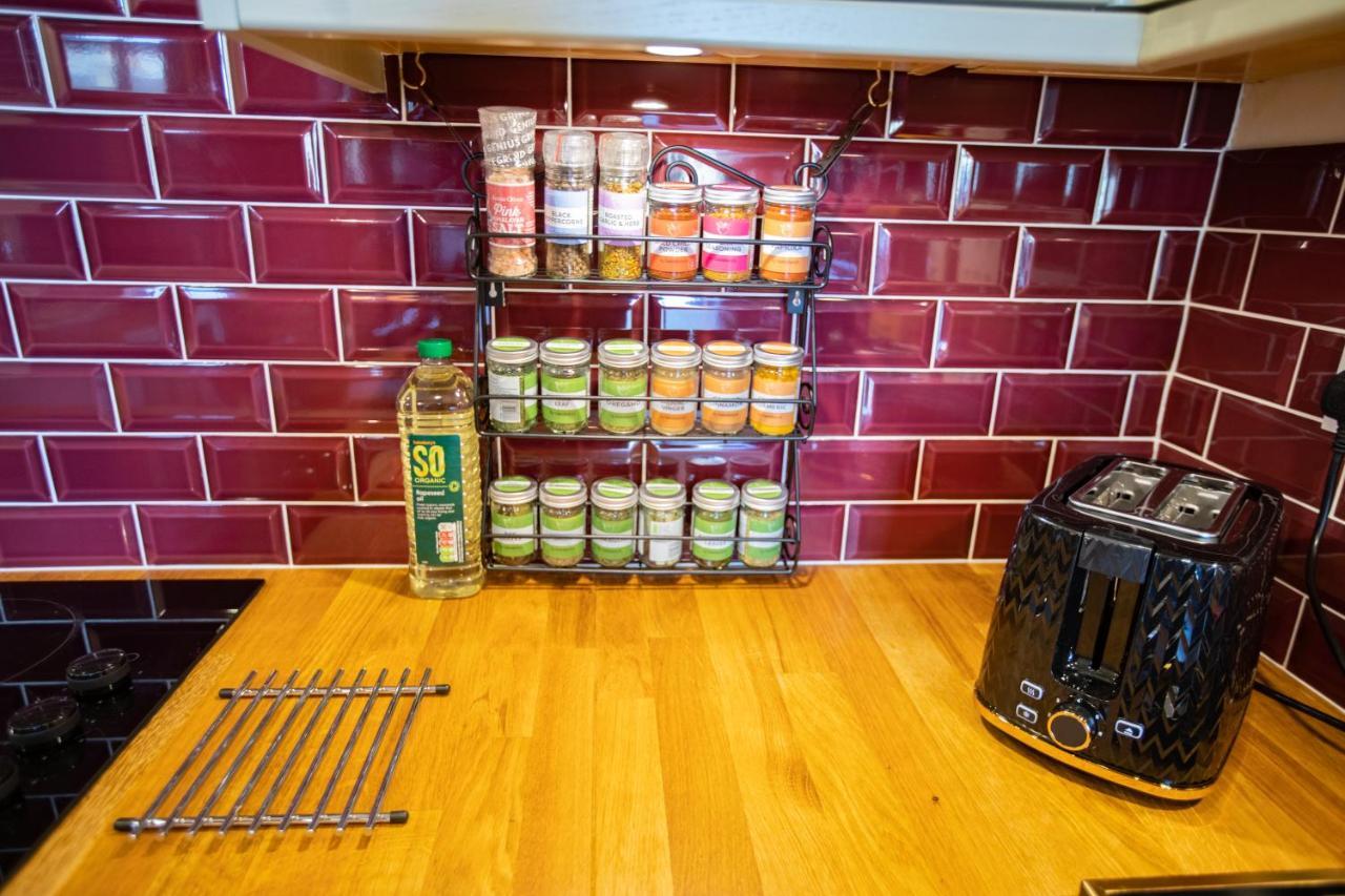 1 Bedroom Apartment Edinburgh Bagian luar foto